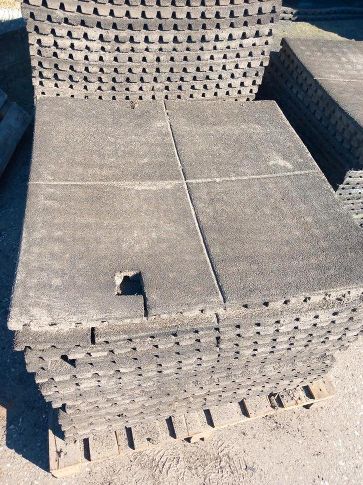 15 Beschadigde rubber matten 100x100x4, Dieren en Toebehoren, Stalling en Weidegang, Stalling, Weidegang