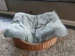 hondenmanden en kussen +hondenkennel, Animaux & Accessoires, Paniers pour chiens, Enlèvement ou Envoi, Comme neuf, Roseau