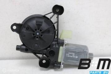 Raammotor linksvoor VW Tiguan 5NA 5Q959801C beschikbaar voor biedingen