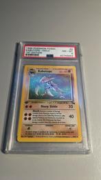Pokemon Fossil Kabutops 1st edition holo PSA 8, Hobby en Vrije tijd, Verzamelkaartspellen | Pokémon, Ophalen of Verzenden, Zo goed als nieuw