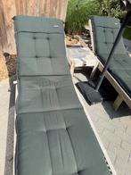Ligbedden in teak. Met kussens en bijtafeltje, Tuin en Terras, Tuinmeubel-accessoires, Ophalen, Gebruikt
