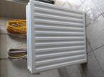 Radiator met 3 verwarmingselementen, sterk vermogen, Doe-het-zelf en Bouw, Ophalen, 30 tot 80 cm, Gebruikt, Hoog rendement (Hr)