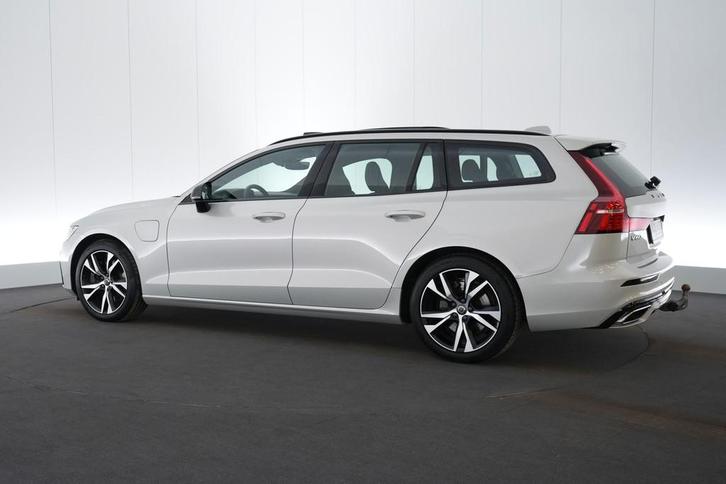 (2AKN605) VOLVO V60, Autos, Volvo, Entreprise, Achat, V60, 4x4, ABS, Caméra de recul, Airbags, Air conditionné, Android Auto, Apple Carplay