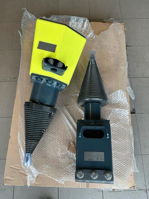 *Vis Fendeuse Lasco pour pelle de 1,3 à 5,0T, Zakelijke goederen, Machines en Bouw | Houtbewerking, Ophalen of Verzenden