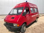 Renault Trafic 1985  ESSENCE EXPORT 9 places, Auto's, Bestelwagens en Lichte vracht, Te koop, Benzine, Particulier, Stof