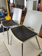 2 witte vintage stoelen, Huis en Inrichting, Stoelen, Metaal, Twee, Gebruikt, Wit