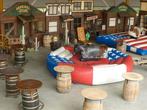 Grote decoratie inloop saloon met klapdeuren huren, Ophalen