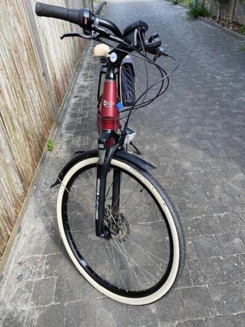Elektrische damesfiets, Fietsen en Brommers, 47 tot 50 cm, Ophalen, Zo goed als nieuw, Overige merken