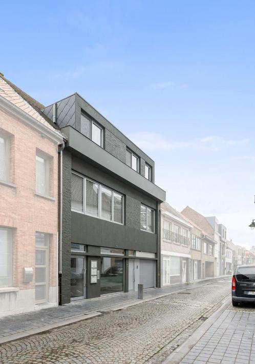 WONING MET HANDELSRUIMTE IN HET CENTRUM VAN KOEKELARE, Immo, Maisons à vendre, Province de Flandre-Occidentale, Maison 2 façades