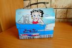Betty Boop Chevy Dome lunchbox van tin metaal 2001, Ophalen of Verzenden, Nieuw, Mens