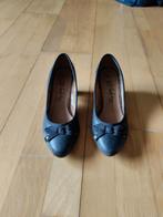 Hakjes te koop maat 37, Ophalen, Schoenen met lage hakken, Zwart, Zo goed als nieuw