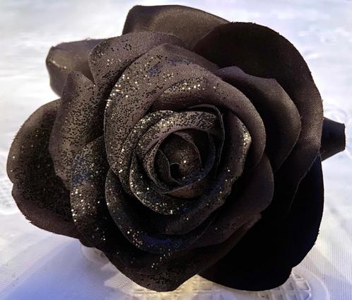 2 roses de Noël en tissu noir - très belles, Divers, Noël, Enlèvement ou Envoi