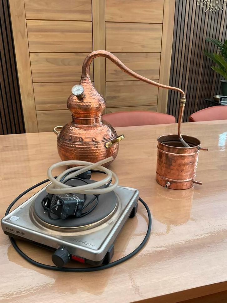 Alambiek of distilleerketels 5 liter en 30 liter, Hobby en Vrije tijd, Overige Hobby en Vrije tijd, Zo goed als nieuw, Ophalen