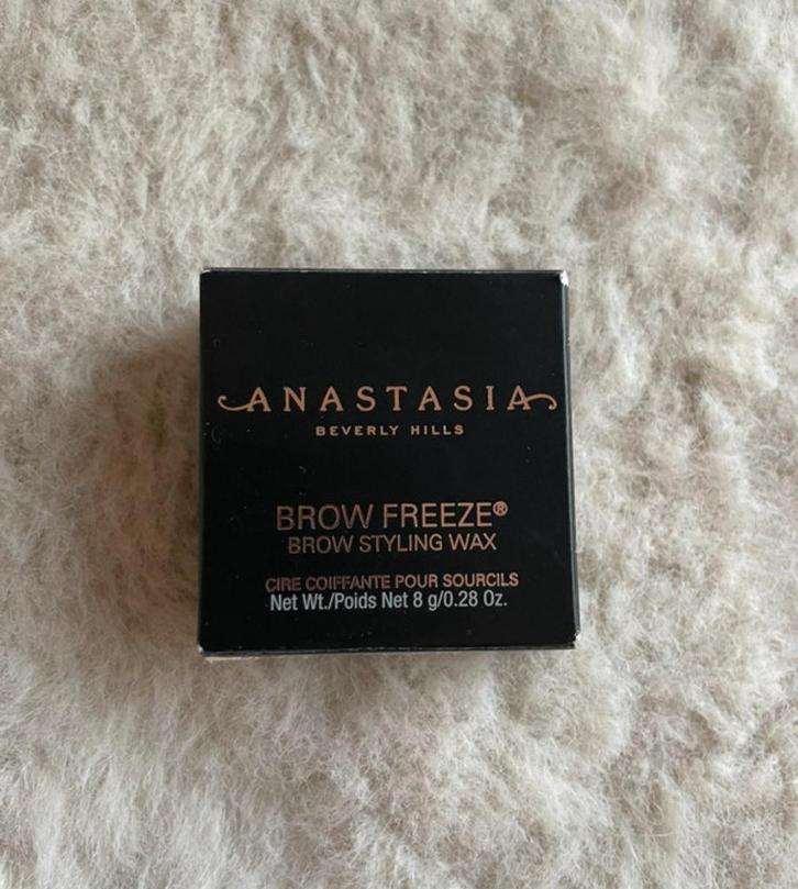 Anastasia beverly hills brow freeze styling wax, Handtassen en Accessoires, Uiterlijk | Cosmetica en Make-up, Nieuw, Make-up, Gehele gezicht