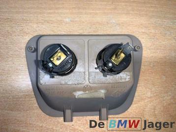 12 volt aansluiting BMW X5 E53 8254339 beschikbaar voor biedingen
