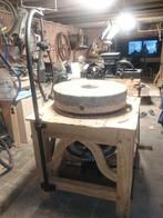 Oude graanmolen, Huis en Inrichting, Woonaccessoires | Etagères, Ophalen