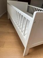 Peuterbed met matras, Kinderen en Baby's, Kinderkamer | Bedden, Ophalen, Zo goed als nieuw, Matras