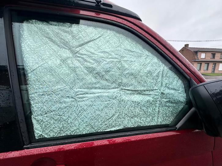 Fenêtre d'isolation thermique lumineuse et phonique Vw T5 T6, Caravanes & Camping, Camping-car Accessoires, Neuf, Enlèvement