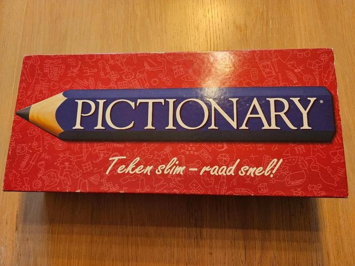 Pictionary bordspel, Hobby en Vrije tijd, Gezelschapsspellen | Overige, Gebruikt, Ophalen
