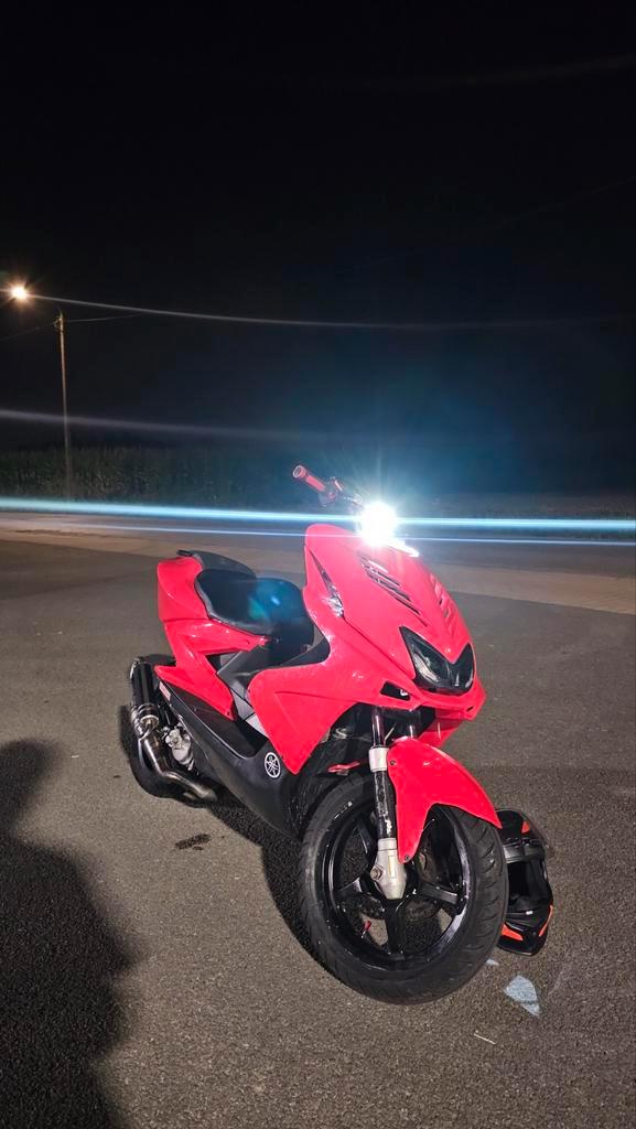 yamaha aerox, Vélos & Vélomoteurs, Scooters | Yamaha, Comme neuf, Aerox, Classe B (45 km/h), Deux-temps, Enlèvement