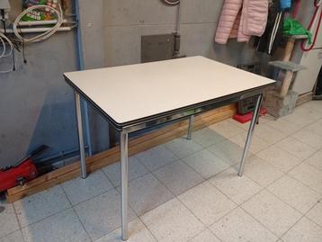 vintage formica tafel jaren 60 beschikbaar voor biedingen