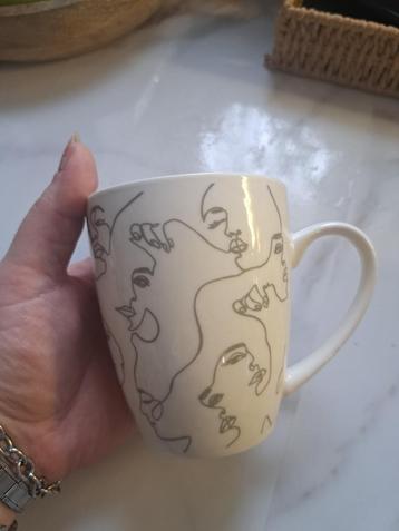 mug/ tasse beschikbaar voor biedingen