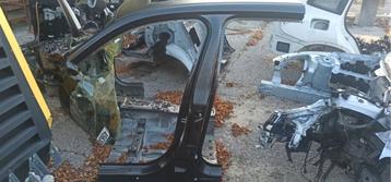 Middenstijl Links BMW X3 G01 X3M F97 beschikbaar voor biedingen