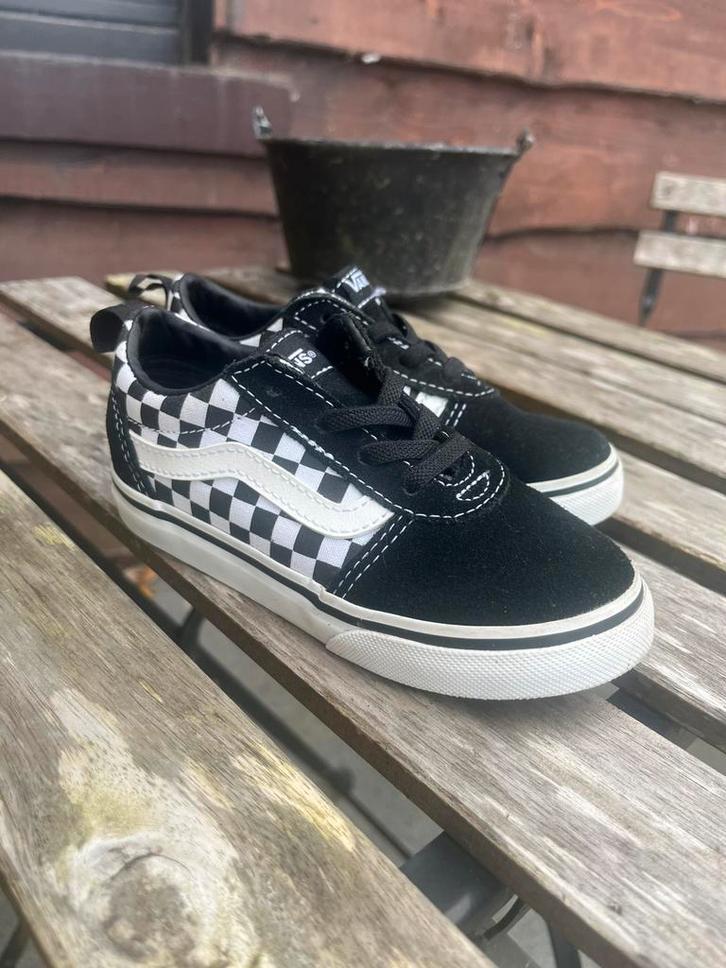 Vans schoenen voor kinderen maat 26, Kinderen en Baby's, Kinderkleding | Schoenen en Sokken, Zo goed als nieuw, Schoenen, Ophalen of Verzenden