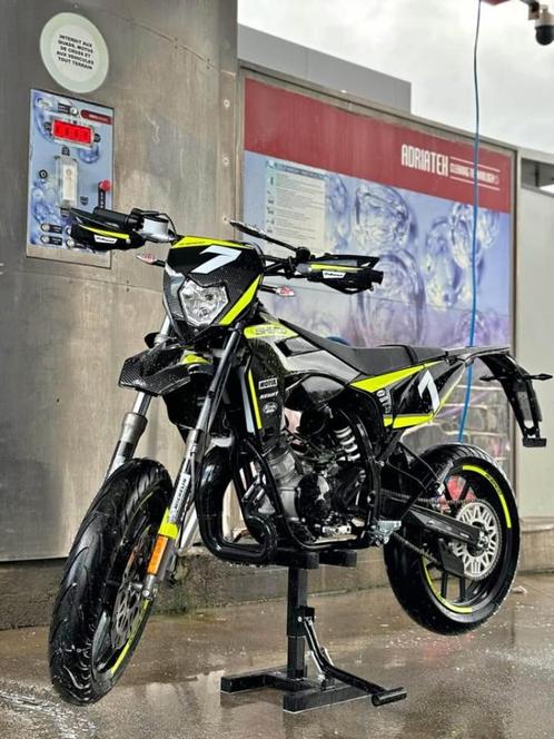 Sherco SM 50 2022 4500km 2500€ spotprijs!, Fietsen en Brommers, Brommers | Crossbrommers, Zo goed als nieuw, Overige merken, Ophalen