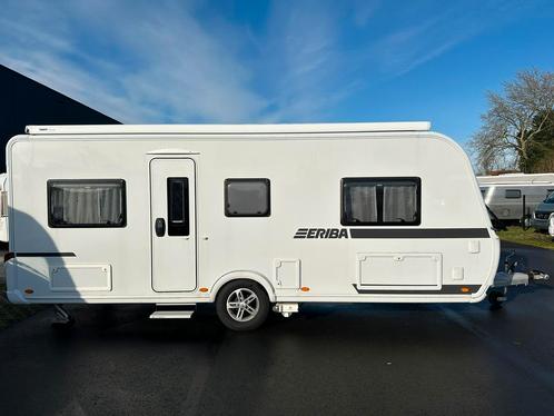 Eriba Nova 535 bj 2021, Caravans en Kamperen, Caravans, Particulier, tot en met 4, 1500 - 2000 kg, Rondzit, Eriba, 2 aparte bedden