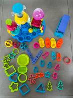 Play Doh - 2 sets bakkerij, pastamaker en vormen, Enlèvement, Comme neuf