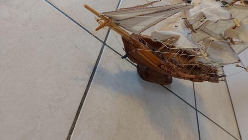 Voilier décoratif en bois, Hobby en Vrije tijd, Modelbouw | Boten en Schepen, Zo goed als nieuw, Ophalen