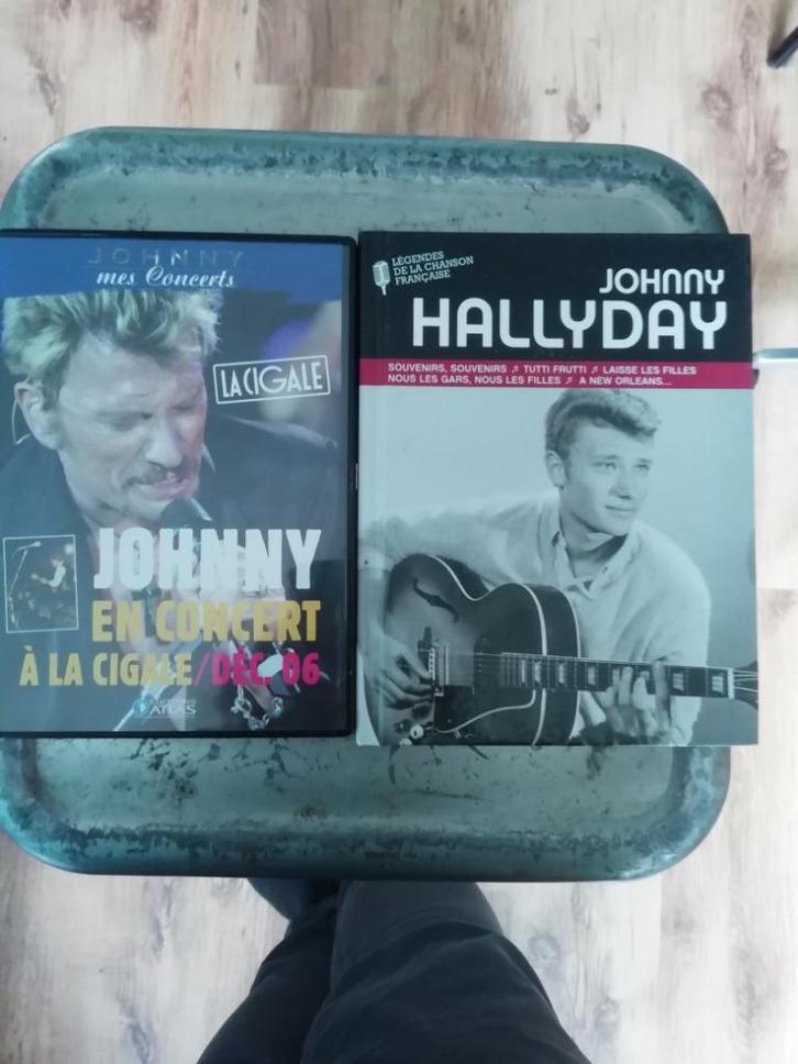 Johnny Hallyday – DVD en boek, CD & DVD, DVD | Musique & Concerts, Envoi
