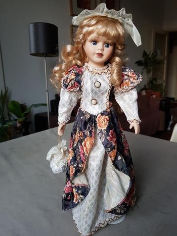 Vintage pop van het merk Quelle beschikbaar voor biedingen