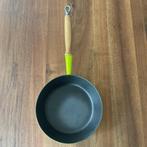 Vintage Le Creuset gietijzeren Pan 24 cm, Gebruikt, Gietijzer, Ophalen of Verzenden, Keramische plaat