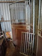 zware demontabele paardenboxen  ( hengstenboxen )