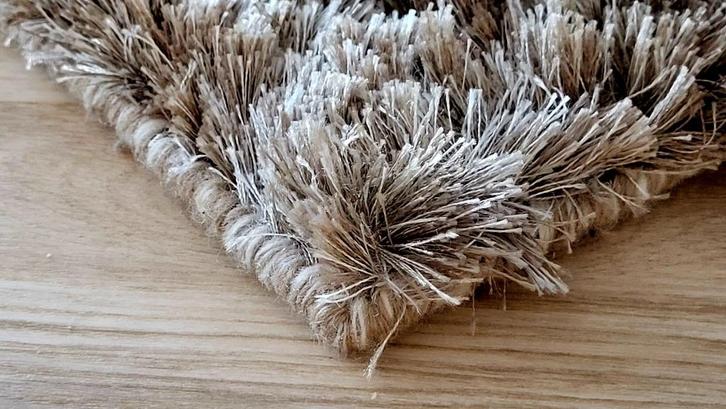 Handgeweven hoogpolig vloerkleed Talence van de Munk Carpets, Huis en Inrichting, Stoffering | Tapijten en Vloerkleden, Zo goed als nieuw