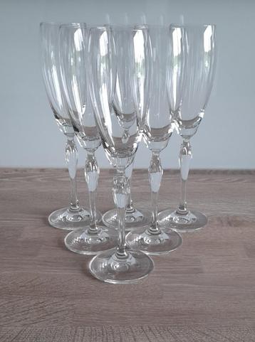 FLUTES A CHAMPAGNE 20CL beschikbaar voor biedingen