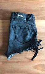 Ibiza Ants jeansshort dames medium, Kleding | Dames, W30 - W32 (confectie 38/40), Ophalen of Verzenden, Zo goed als nieuw