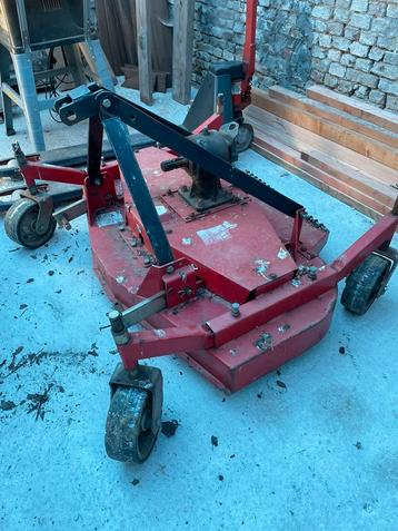 Cirkelmaaier minitractor  beschikbaar voor biedingen