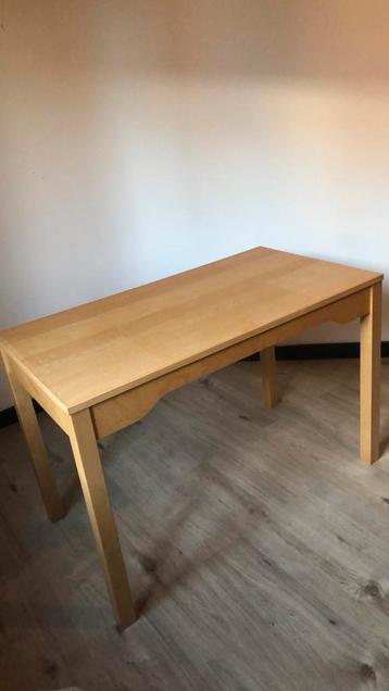 Bureau beschikbaar voor biedingen