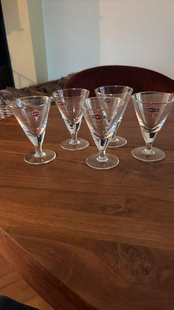 Vintage martini glazen beschikbaar voor biedingen