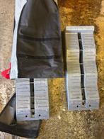 Oprijblokken + gripmatten mobilhome, Ophalen, Gebruikt