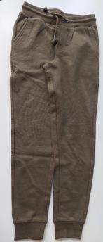 Sweatbroek groen - maat:152 - 5€, Broek, Besties, Ophalen of Verzenden, Zo goed als nieuw