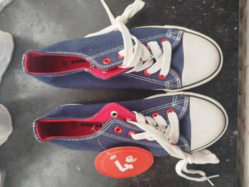 Chaussures garçon  beschikbaar voor biedingen