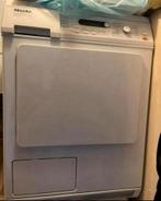 Droogkast zo goed als nieuw, prijs is veel verlaagd, Elektronische apparatuur, Droogkasten, Ophalen, Zo goed als nieuw