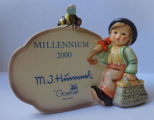 M I Hummel:900-Merry Wanderer-Millennium Plaque-Collector'98, Verzamelen, Complete verzamelingen en Collecties, Verzenden