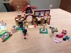 LEGO Friends Heartlake Paardrijclub - 41126, Kinderen en Baby's, Lego, Zo goed als nieuw, Ophalen