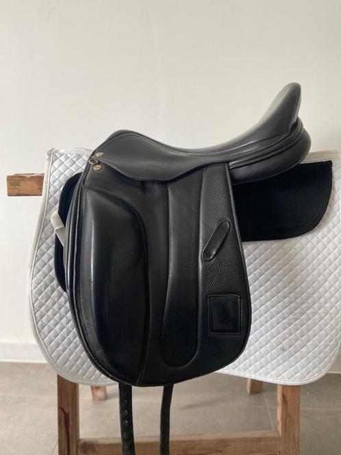 Tweedehands en nieuwe zadels PROMO, Dieren en Toebehoren, Paarden en Pony's | Zadels, Zo goed als nieuw, Springen, Ophalen of Verzenden