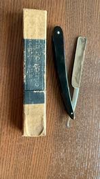 Baardscheermes, Ophalen